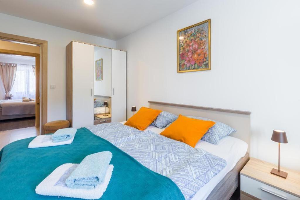 Apartment Alex - Best Location Porec Exterior photo